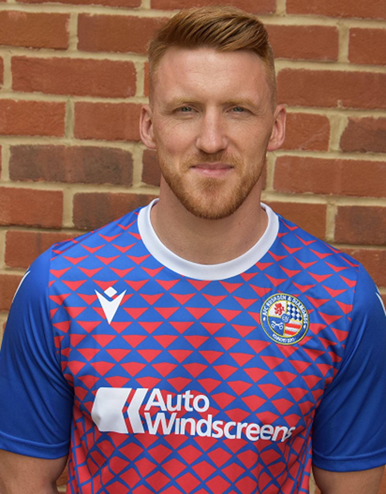 afc-rushden-diamonds-2019-20-season-kit-v2.png